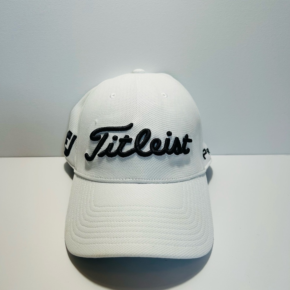 Titleist Golf White Cap